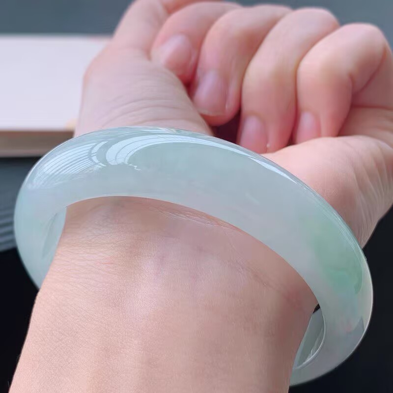 왁스 같은 질감의 단색 보석 아이스 팔찌 비취 뱅글 - Bracelets 리뷰 및 가격
